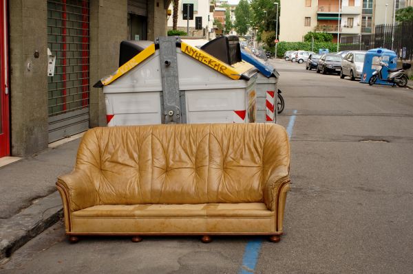 Sofa Disposal in Arlington Heights