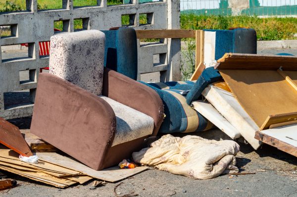Outdoor Furniture Disposal in Arlington Heights